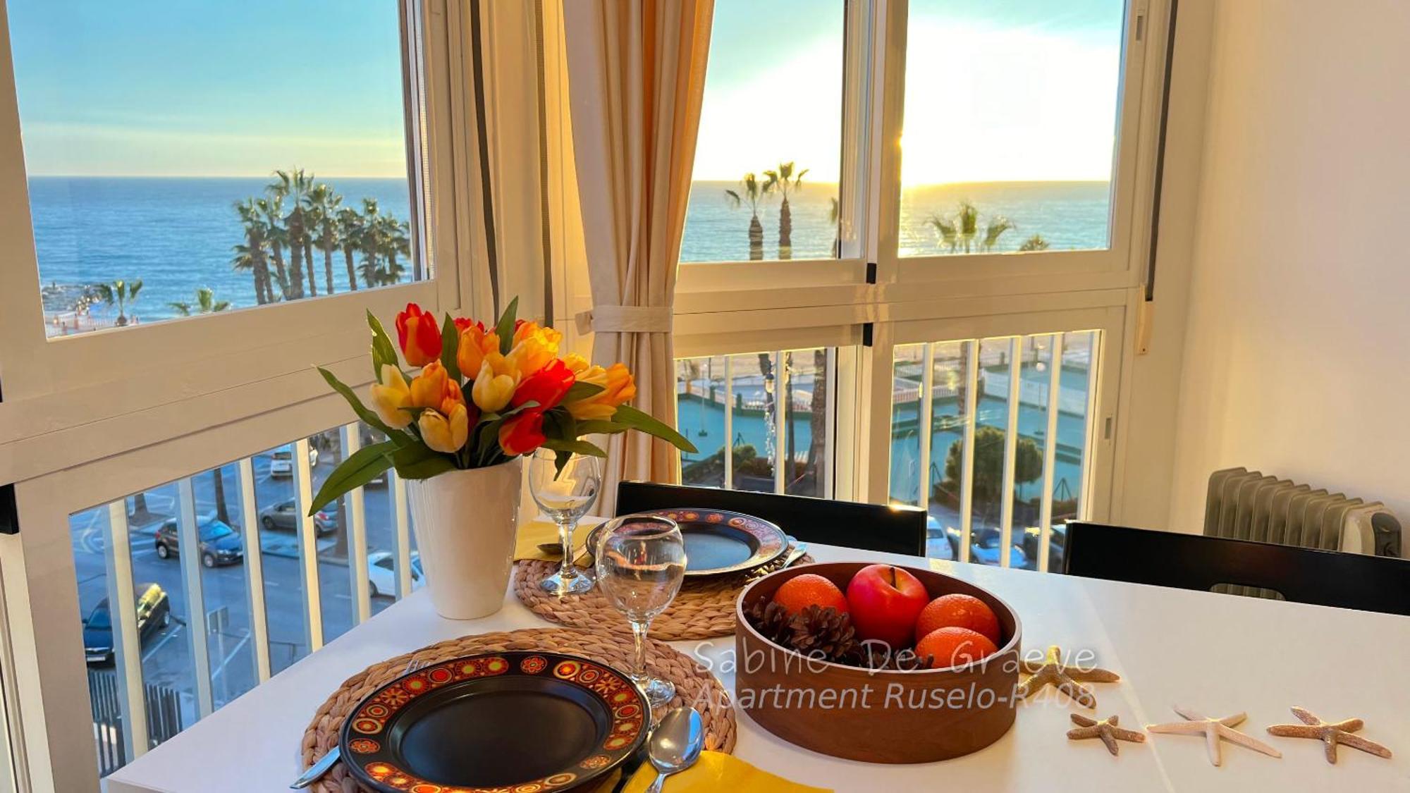 Love Nest By The Sea Wake Up With Ocean Views In Every Room Ruselo R408 Torrox Kültér fotó