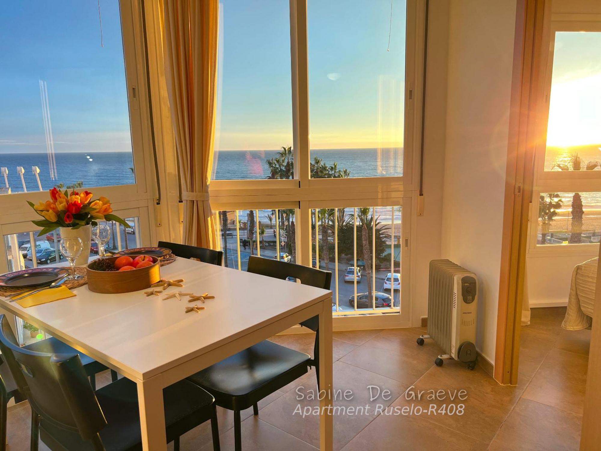 Love Nest By The Sea Wake Up With Ocean Views In Every Room Ruselo R408 Torrox Kültér fotó