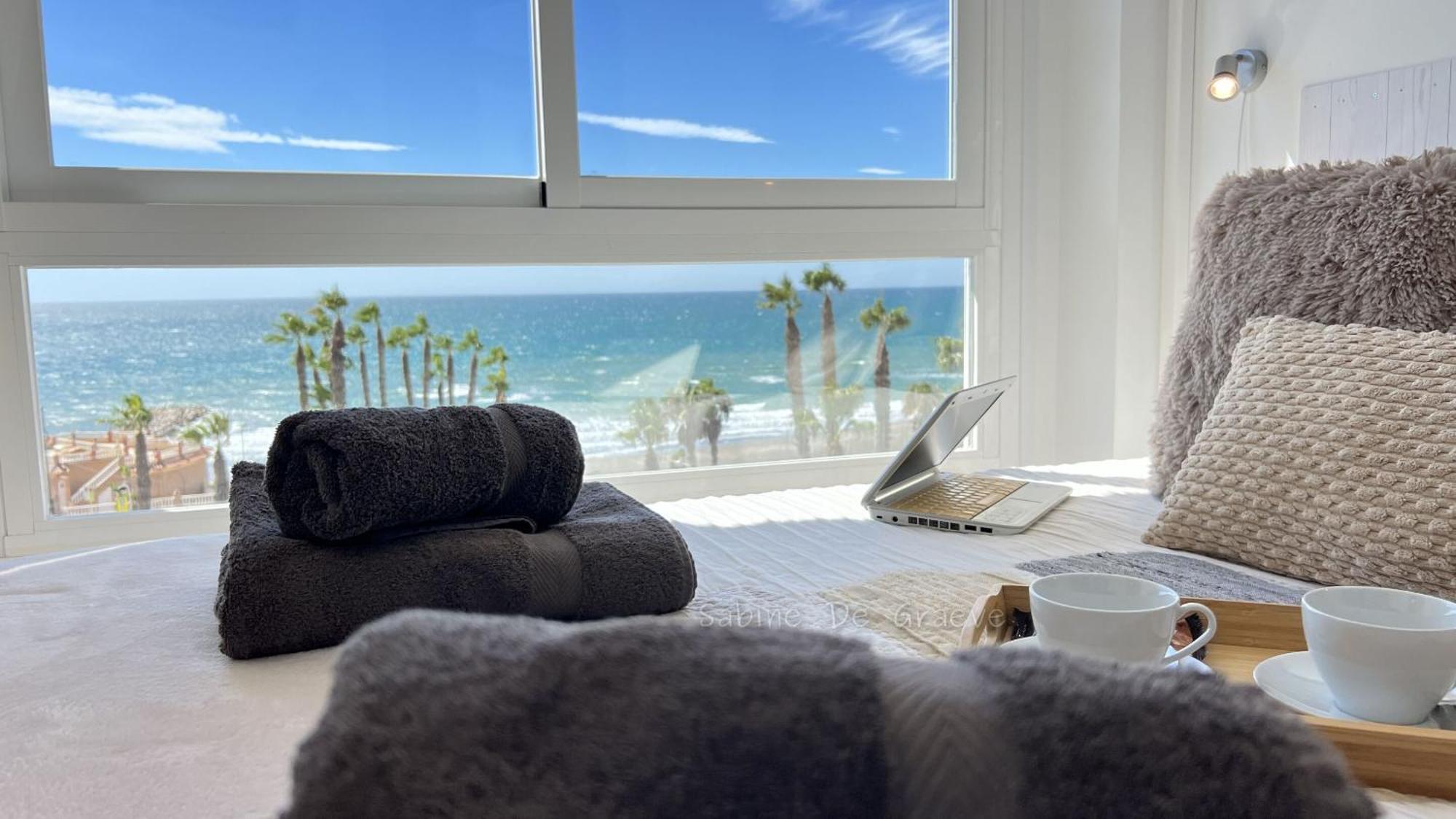 Love Nest By The Sea Wake Up With Ocean Views In Every Room Ruselo R408 Torrox Kültér fotó
