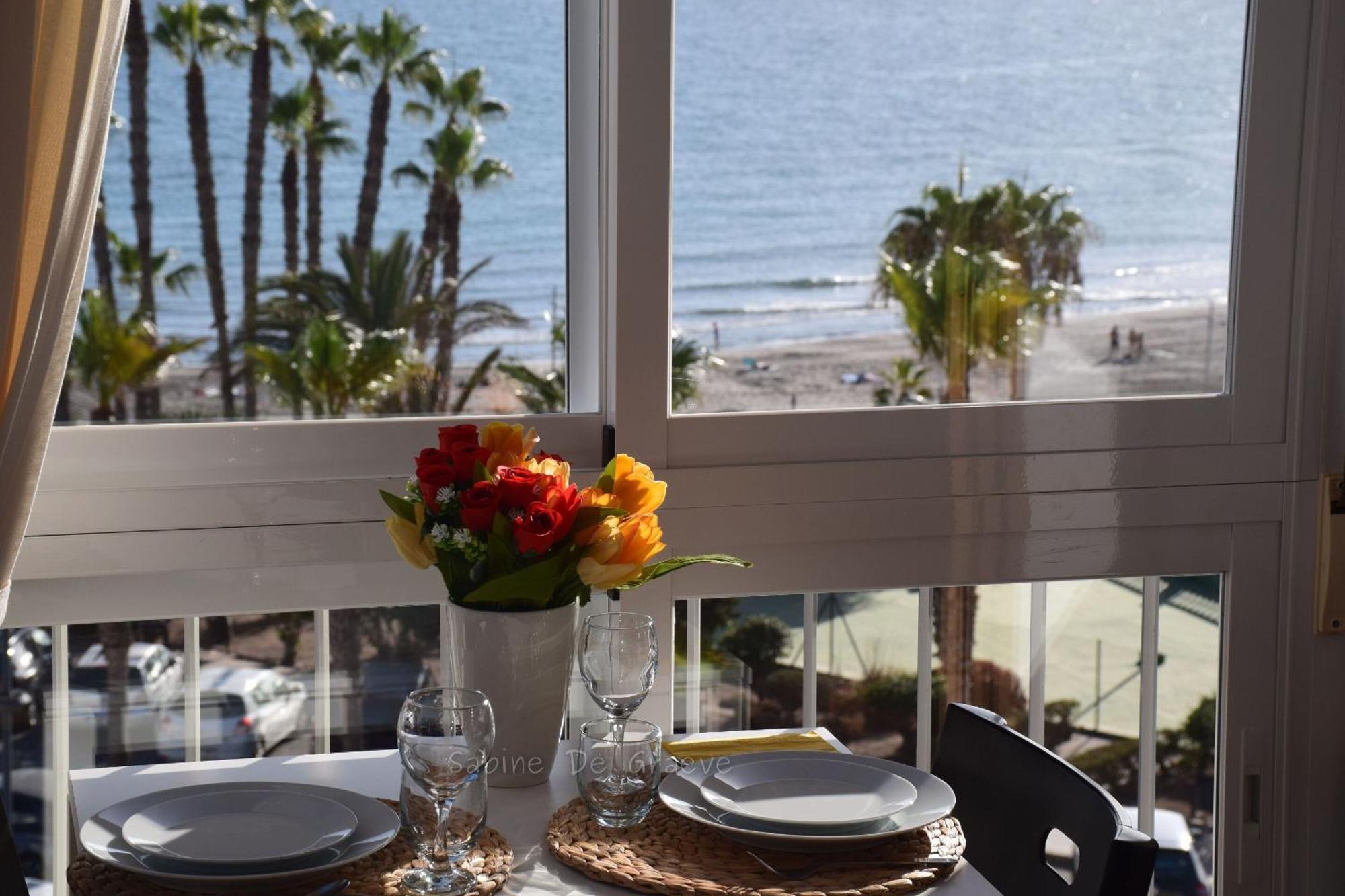 Love Nest By The Sea Wake Up With Ocean Views In Every Room Ruselo R408 Torrox Kültér fotó